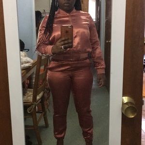 Silky type material jumpsuit pink